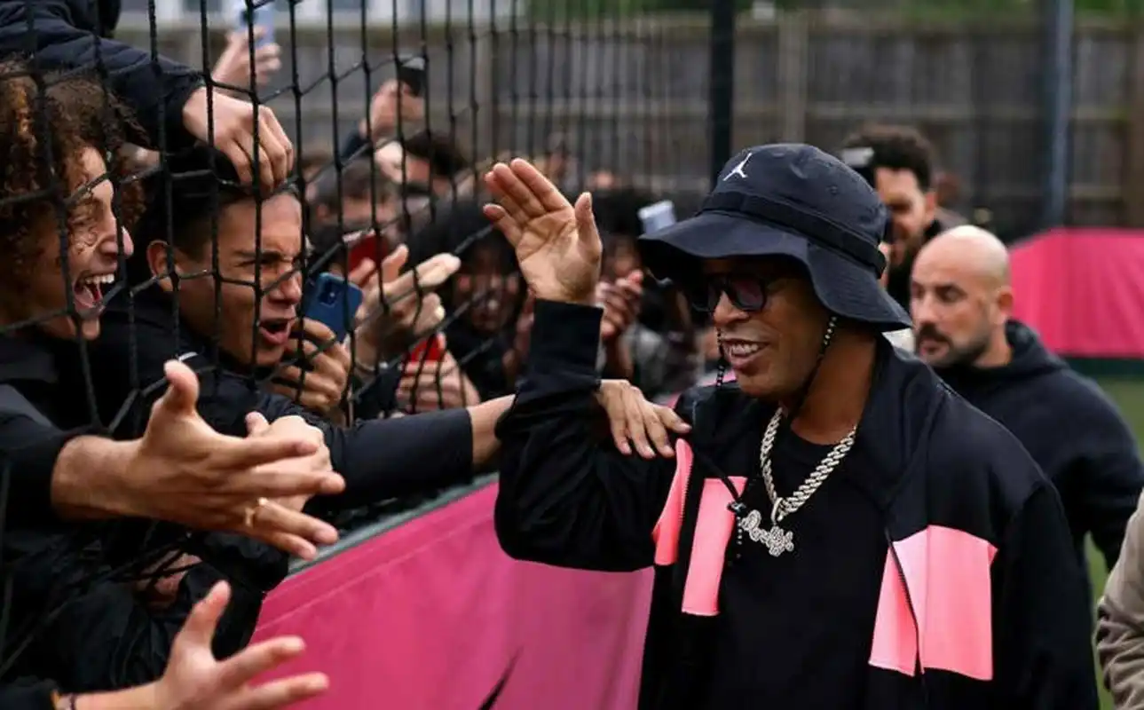 自然面临着 自然面临着